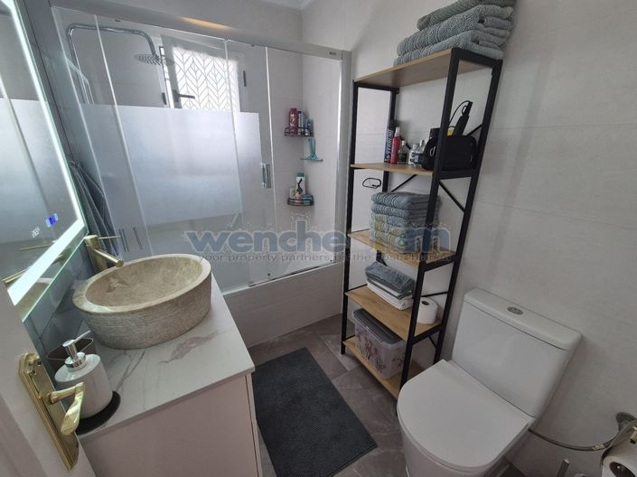 Image No.31-3 Bed Property for sale