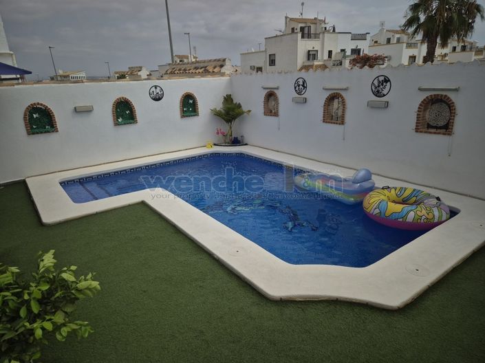 Image No.5-3 Bed Property for sale