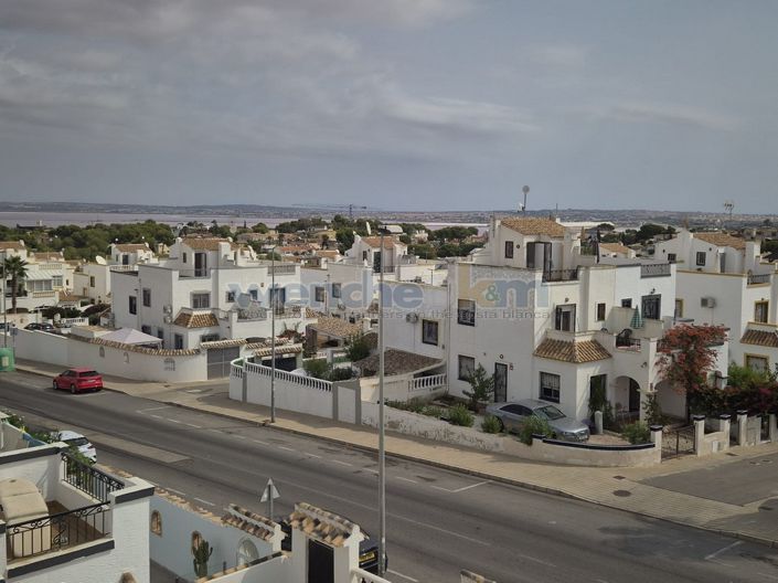 Image No.42-3 Bed Property for sale