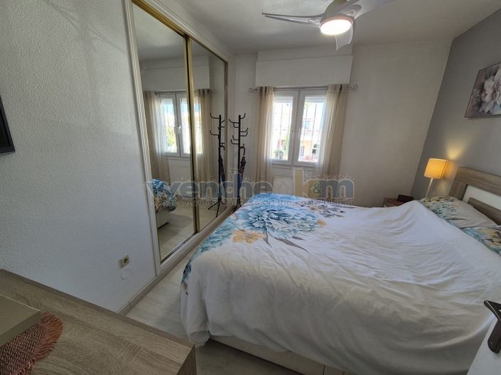 Image No.24-3 Bed Property for sale