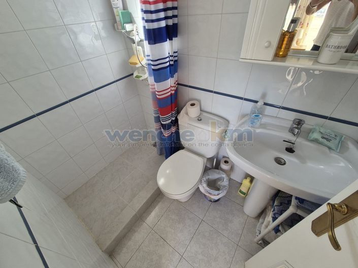 Image No.32-3 Bed Property for sale