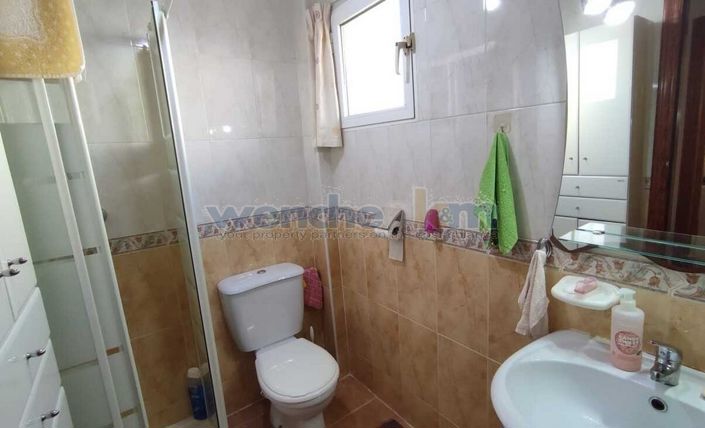 Image No.11-3 Bed Property for sale