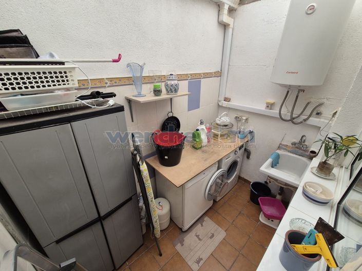 Image No.14-3 Bed Property for sale