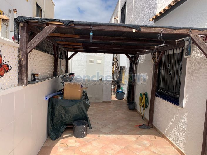 Image No.9-3 Bed Property for sale