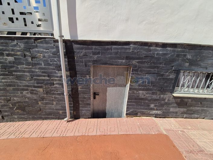 Image No.23-2 Bed Property for sale