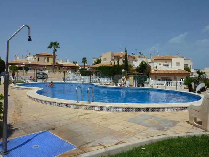 Image No.32-2 Bed Property for sale