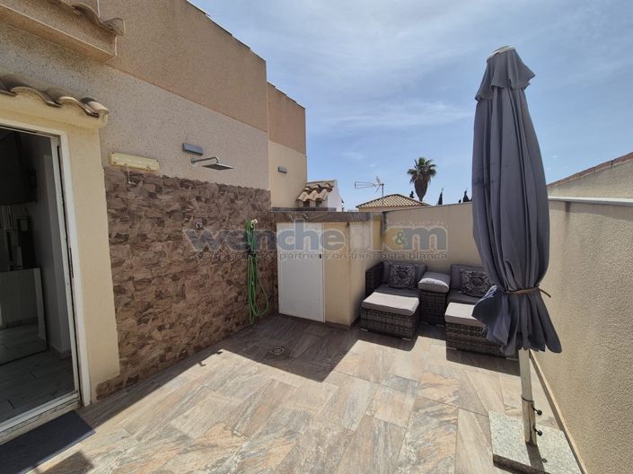 Image No.27-2 Bed Property for sale