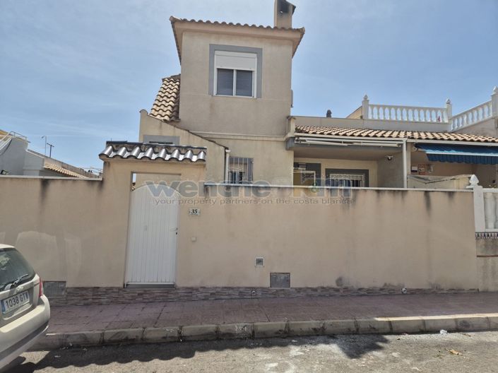 Image No.4-2 Bed Property for sale