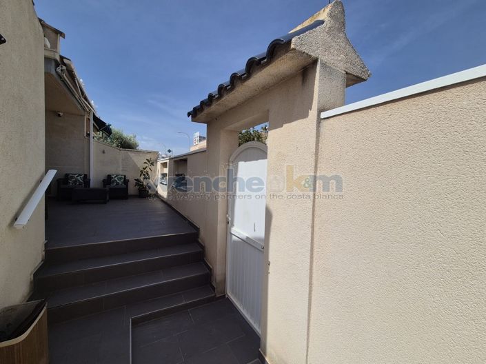 Image No.5-2 Bed Property for sale