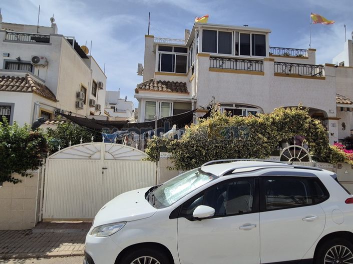 Image No.3-3 Bed Property for sale