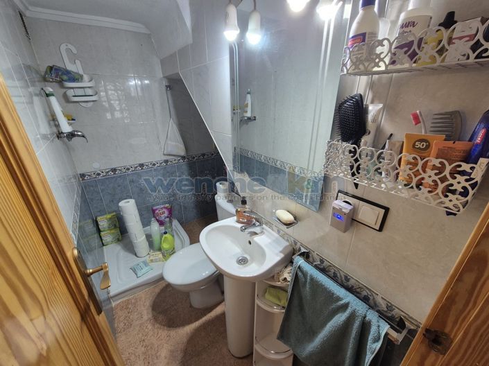 Image No.26-3 Bed Property for sale