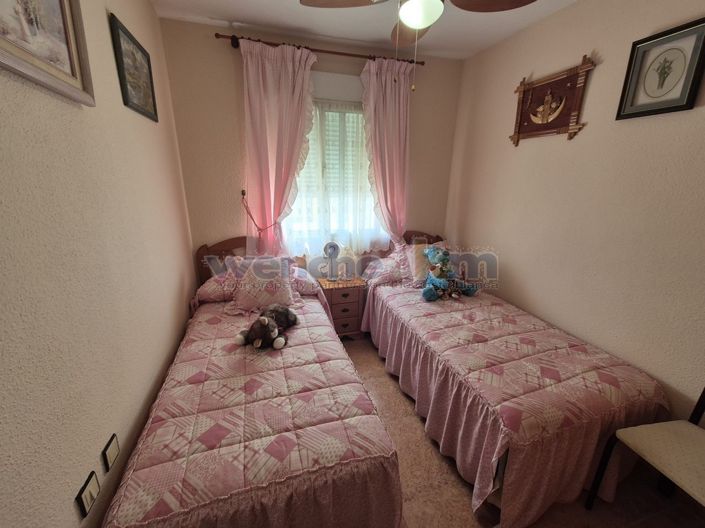 Image No.29-3 Bed Property for sale
