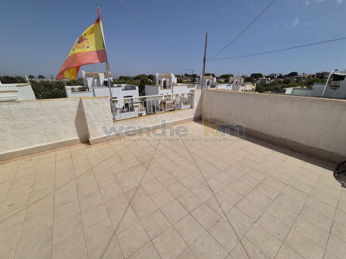 Image No.39-3 Bed Property for sale