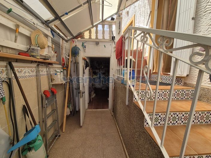 Image No.10-3 Bed Property for sale