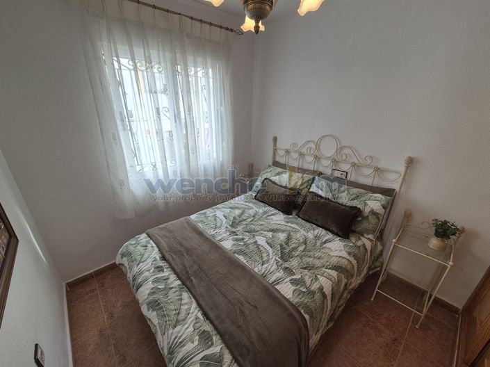 Image No.20-3 Bed Property for sale