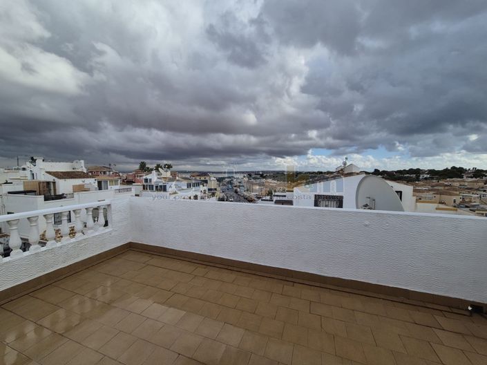 Image No.30-3 Bed Property for sale