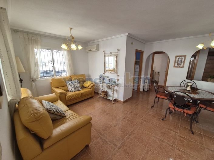 Image No.10-3 Bed Property for sale
