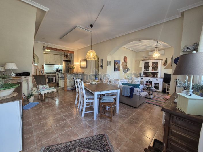 Image No.14-2 Bed Property for sale