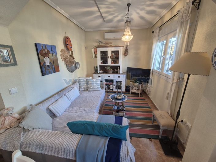 Image No.15-2 Bed Property for sale