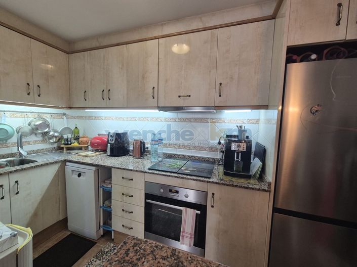 Image No.20-2 Bed Property for sale