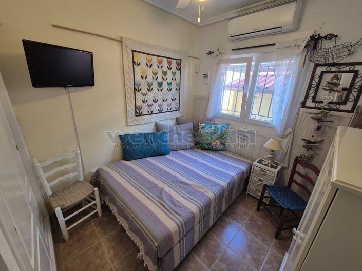 Image No.22-2 Bed Property for sale