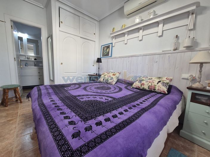 Image No.27-2 Bed Property for sale