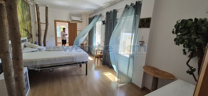 Image No.57-Villa de 8 chambres à vendre à Torrevieja