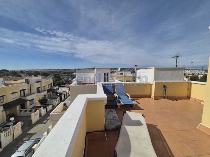 Image No.27-3 Bed Semi-Detached for sale