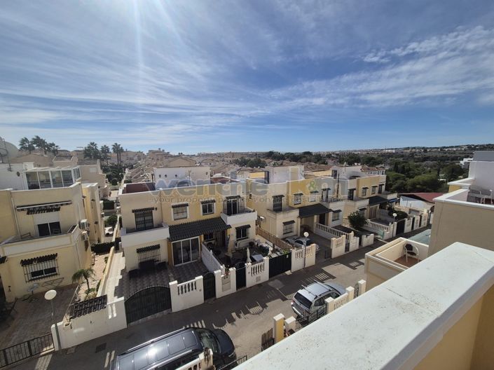 Image No.28-3 Bed Semi-Detached for sale