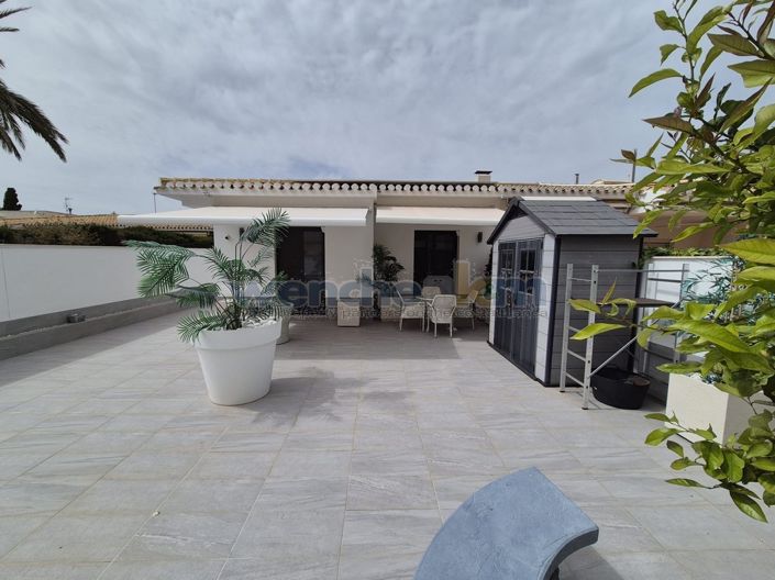 Image No.17-3 Bed Semi-Detached for sale