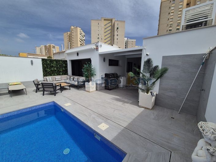 Image No.7-3 Bed Semi-Detached for sale