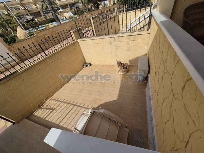 Image No.12-3 Bed Property for sale