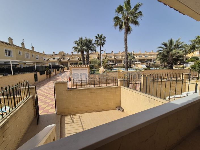 Image No.13-3 Bed Property for sale