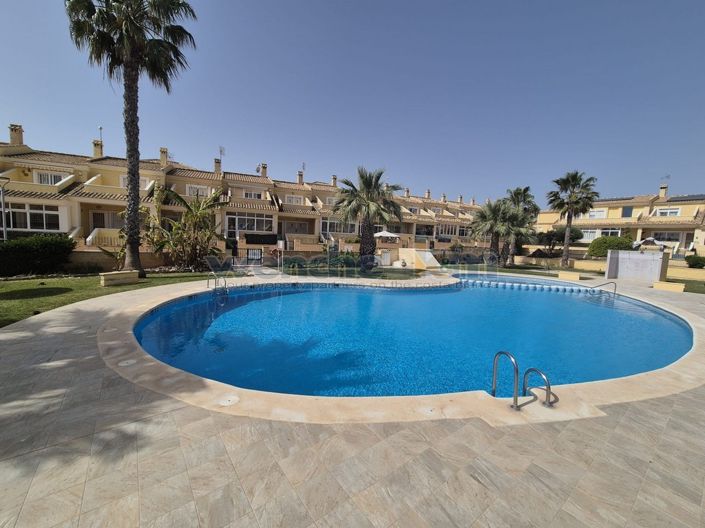 Image No.3-3 Bed Property for sale