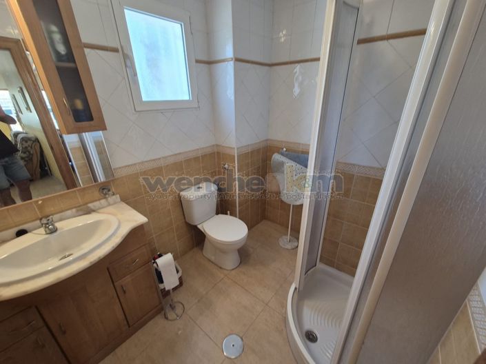 Image No.22-3 Bed Property for sale