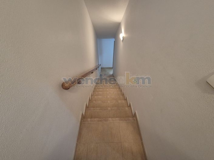 Image No.23-3 Bed Property for sale