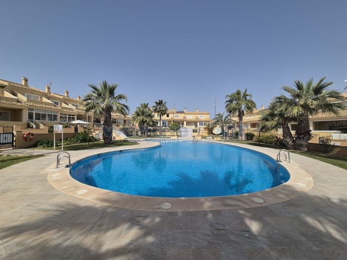 Image No.4-3 Bed Property for sale