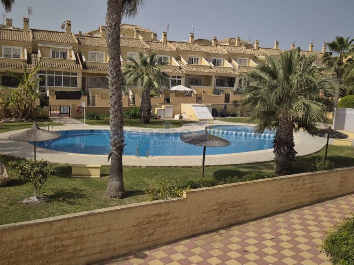 Image No.37-3 Bed Property for sale