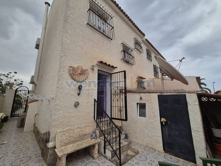 Image No.14-3 Bed Semi-Detached for sale