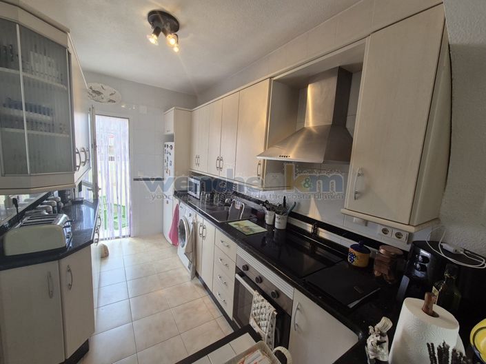 Image No.20-3 Bed Semi-Detached for sale