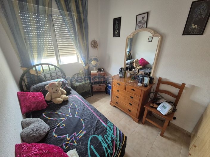 Image No.23-3 Bed Semi-Detached for sale