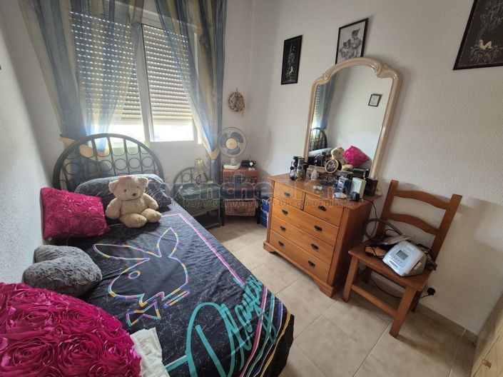 Image No.24-3 Bed Semi-Detached for sale