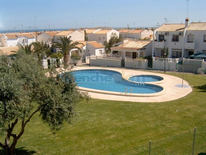 Image No.33-3 Bed Semi-Detached for sale