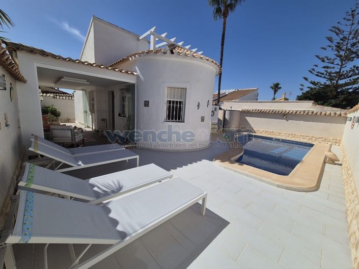 Image No.4-2 Bed Villa for sale