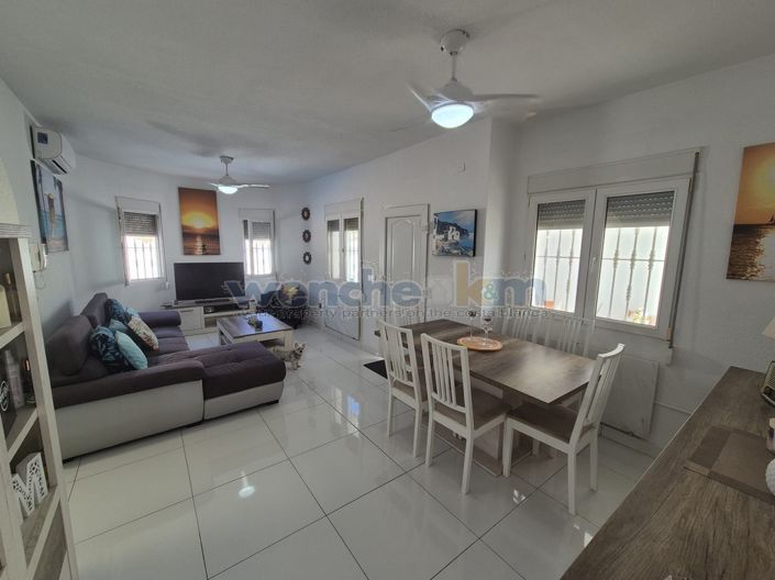 Image No.35-2 Bed Villa for sale