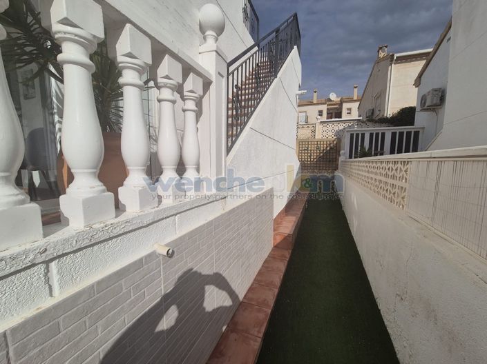 Image No.3-2 Bed Villa for sale