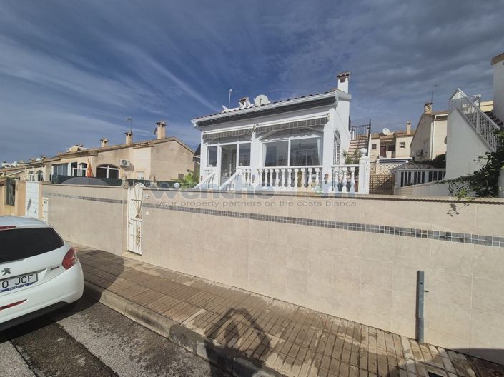 Image No.35-2 Bed Villa for sale