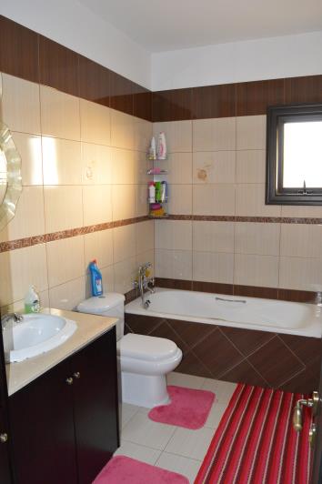 Image No.19-3 Bed Villa / Detached for sale