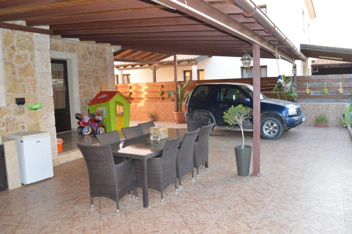 Image No.12-3 Bed Villa / Detached for sale