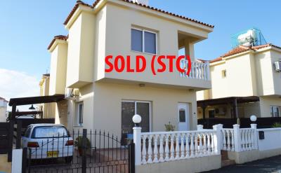 Maison / Villa de 2 chambres à vendre à Ayia Thekla